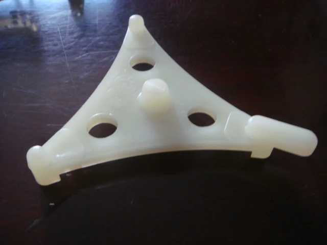 Triangular Cleaner with Tongue