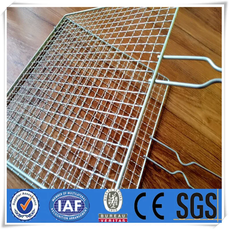 Barbecue grill wire mesh used to roast , smoke or raise meat like children, pork,beeg,fish,etc,wheaten food,vegetable