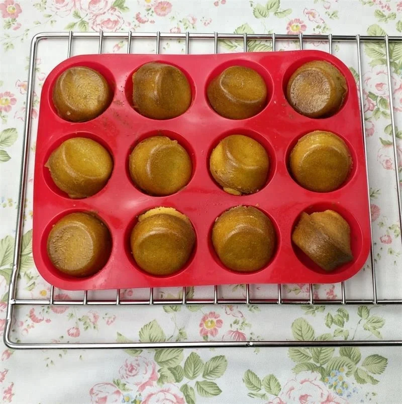 12 cavities round silicone baking mold silicone cupcake mold 29.5*22*3cm 215g