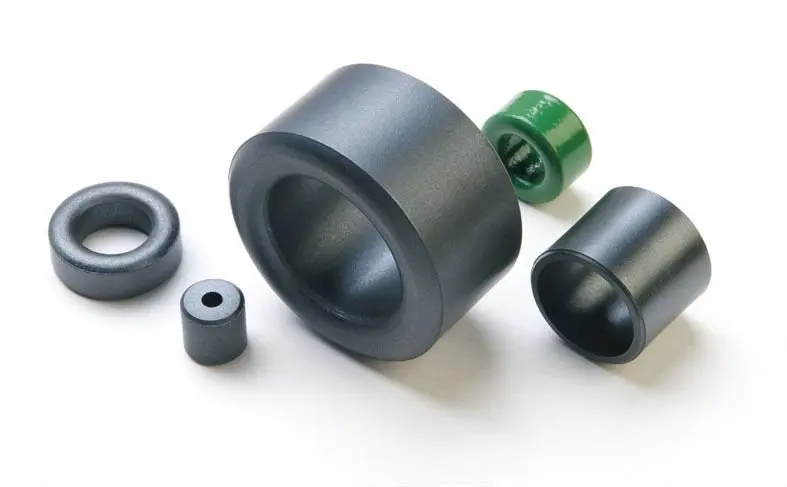 Эми Феррит балун ядро с двумя отверстиями