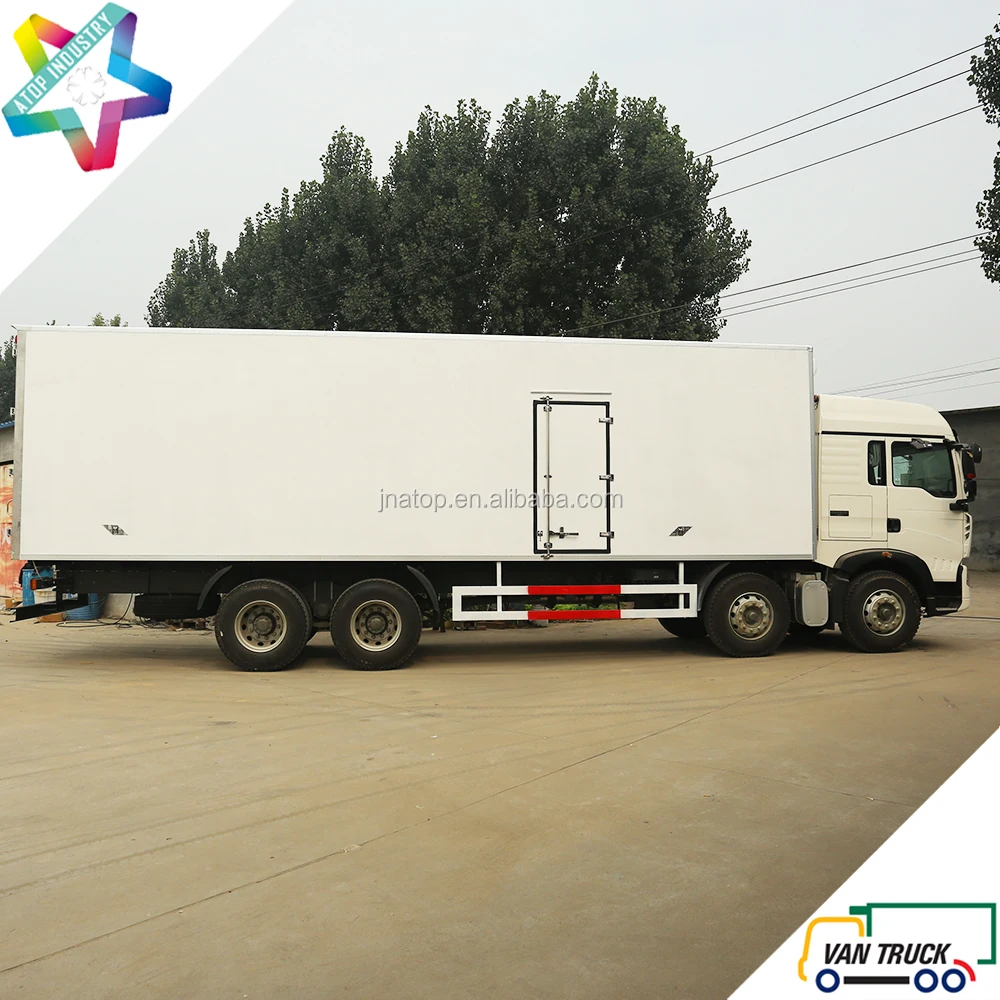 Heavy Duty 9.6m refrigerator truck body 31T Sino-Truck T5G 340Hp chassis reefer truck