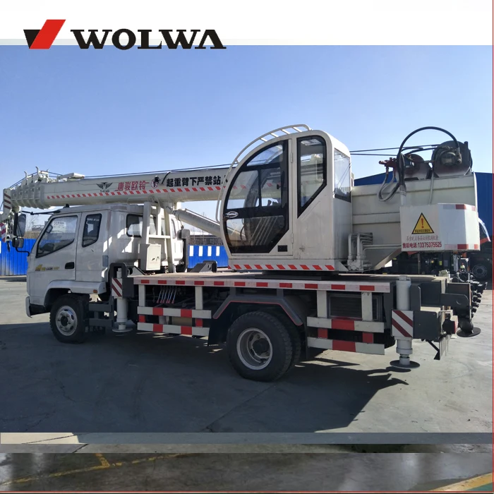 telescopic boom truck mounted crane with 10 ton lifting weight for sale