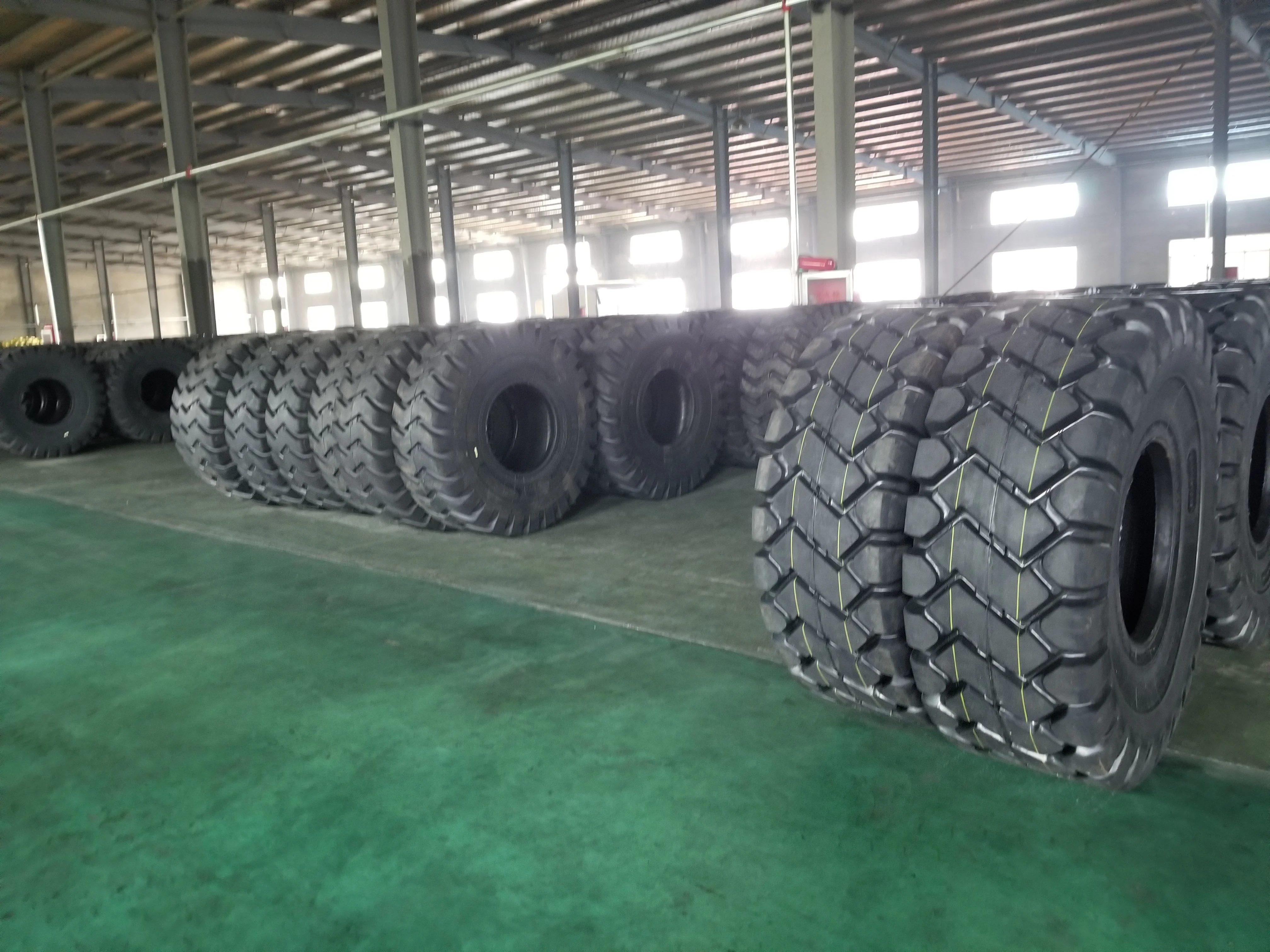 
Supply New TBB Bias Truck Tires 1000-20 