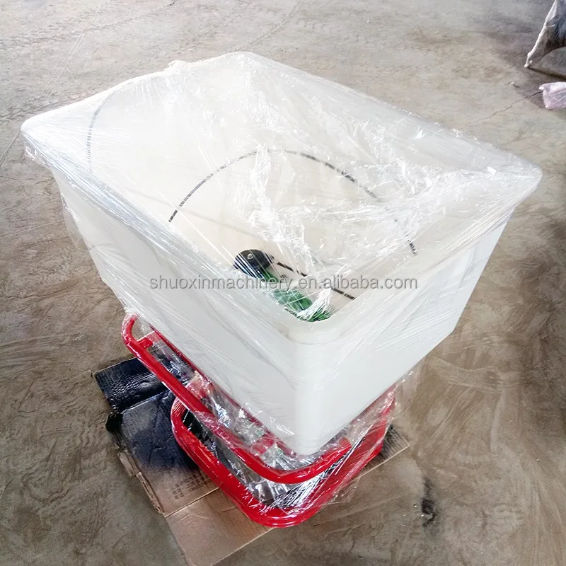 Automatic and fast electric fertilizer salt seed distributor broadcaster