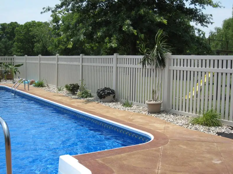 Fentech Free Maintenance  White PVC  pool fence