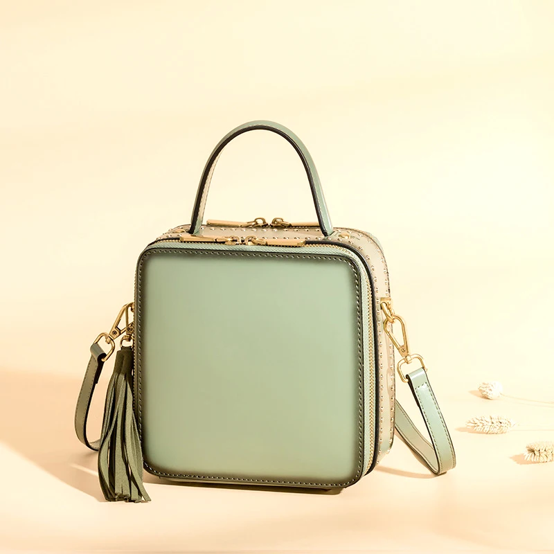 New Messenger Bag Handbag Leather Rivet Shoulder Bag Retro Tassel Bag