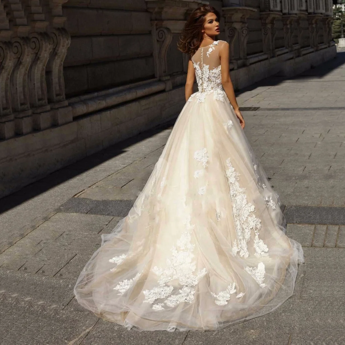 High Quality Ladies Vintage Champagne Beauty Bridal Wedding Dress