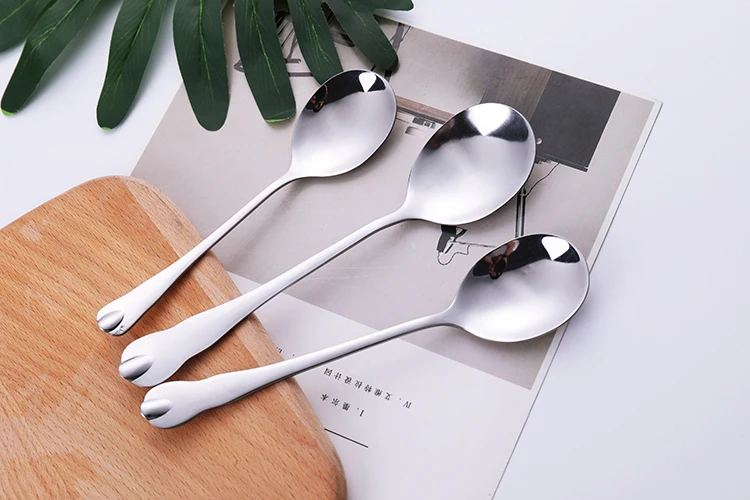 
Wholesale China silver spoon stainless steel round table spoon 