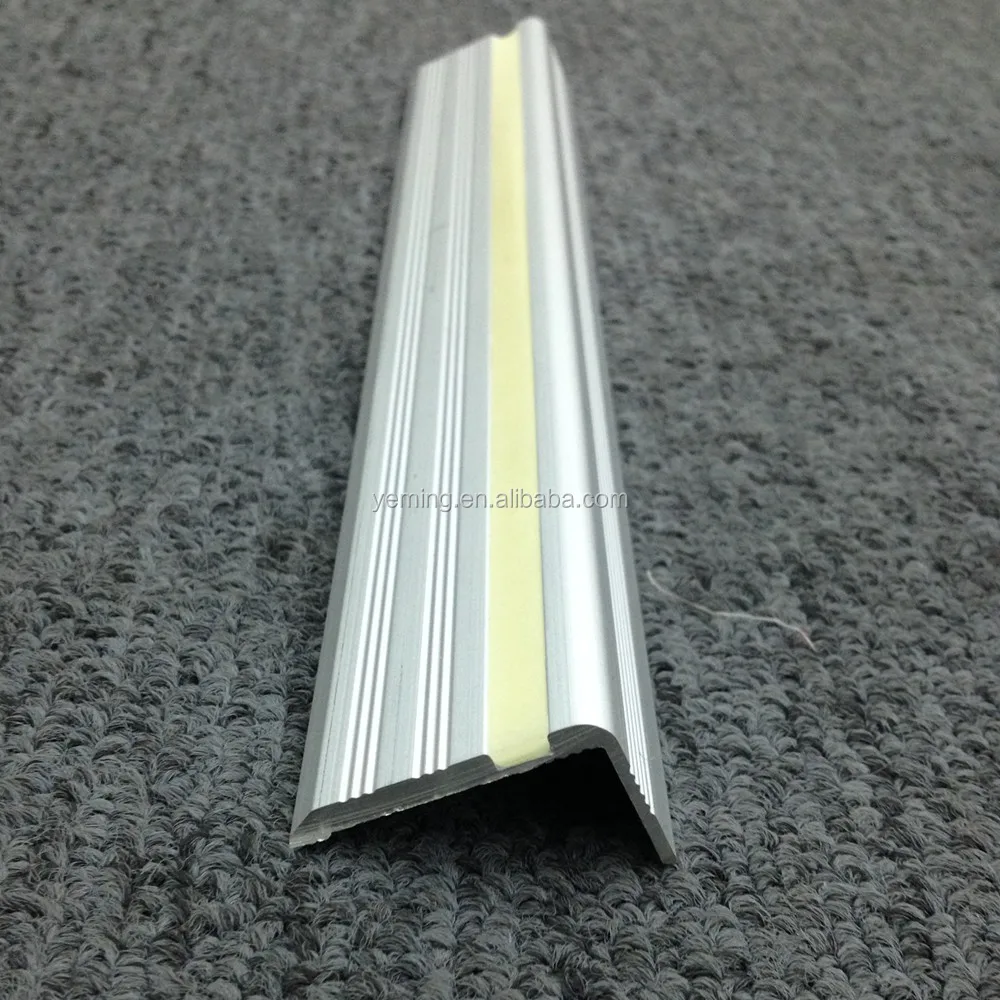 
glow photoluminescent stair nosing 