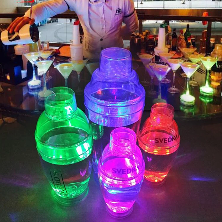 Custom logo colorful LED shaker bottle transparent plastic glass cocktail shaker