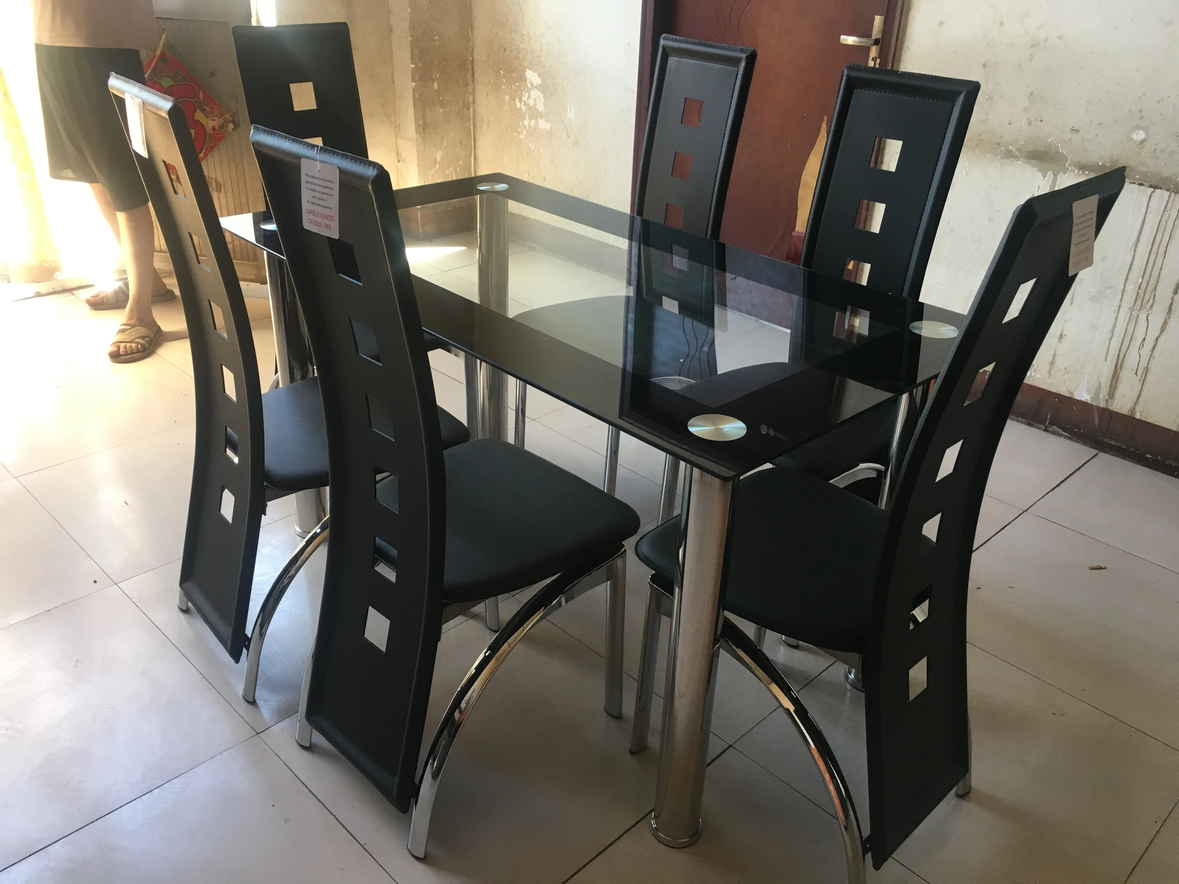 
Modern Furniture Glass Kitchen Dining Dinette Top Dining Set 6 Person Dining Table and Chairs Set 