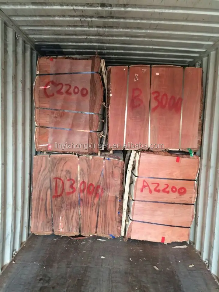 Листы из фанерного шпона, лицевая сторона из натурального шпона 1300*2500 мм