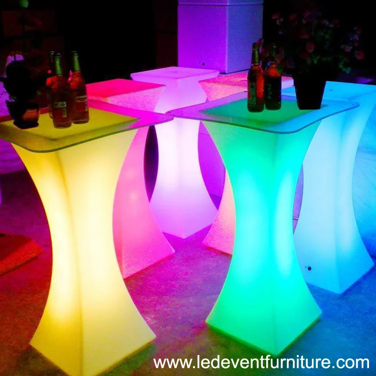 16 color change rechargeable illuminated LED cocktail table