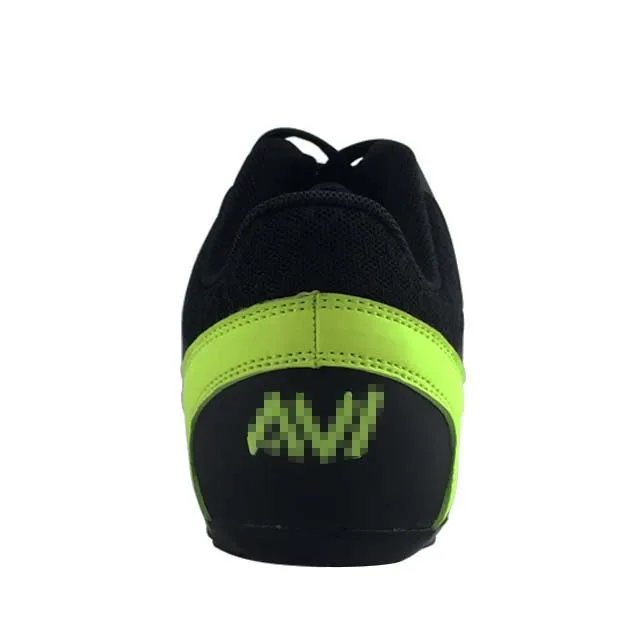 Greatshoe создает свою собственную спортивную обувь с шипами кроссовки