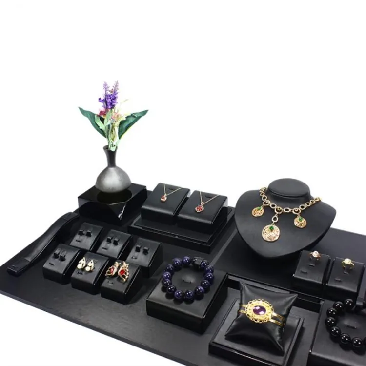 Custom Design Black Pu Leather Piercing Jewelry Display Stand For Labret Charms Hinged Rings Earring Store Counter Window Show