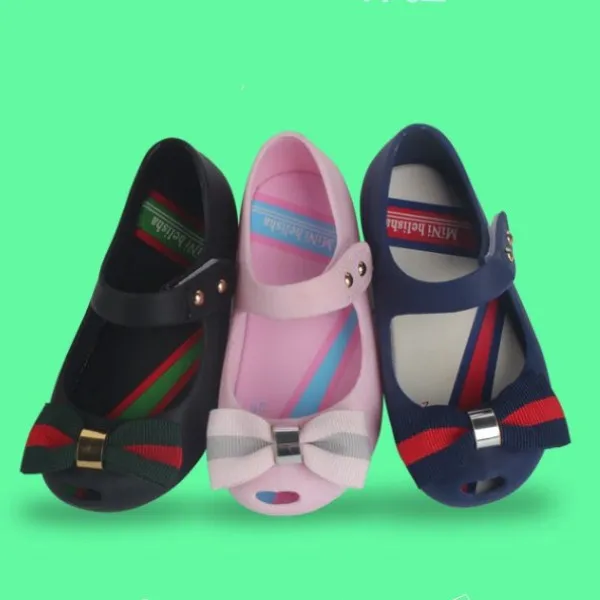 Cute cartoon design kids girls cheap sandals jelly shoes