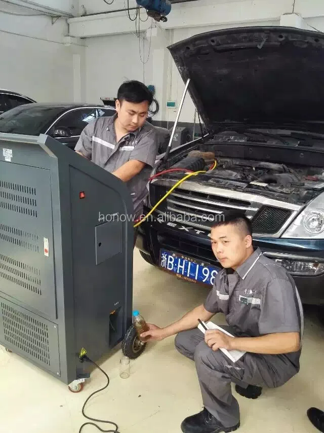 Fully automatic air conditioning work station,using SECOP brand compressor