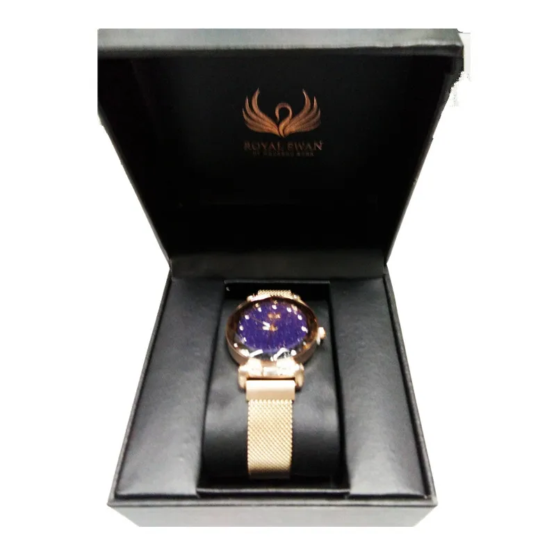 2021 beautiful crystals case girls watch starry sky dial lady orologio China mesh strap magnetic woman watch