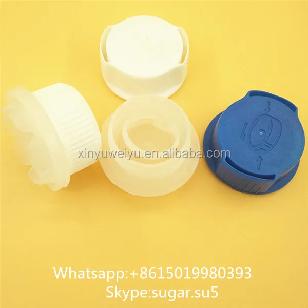 China manufacturer plastic olive oil bottle spout cap