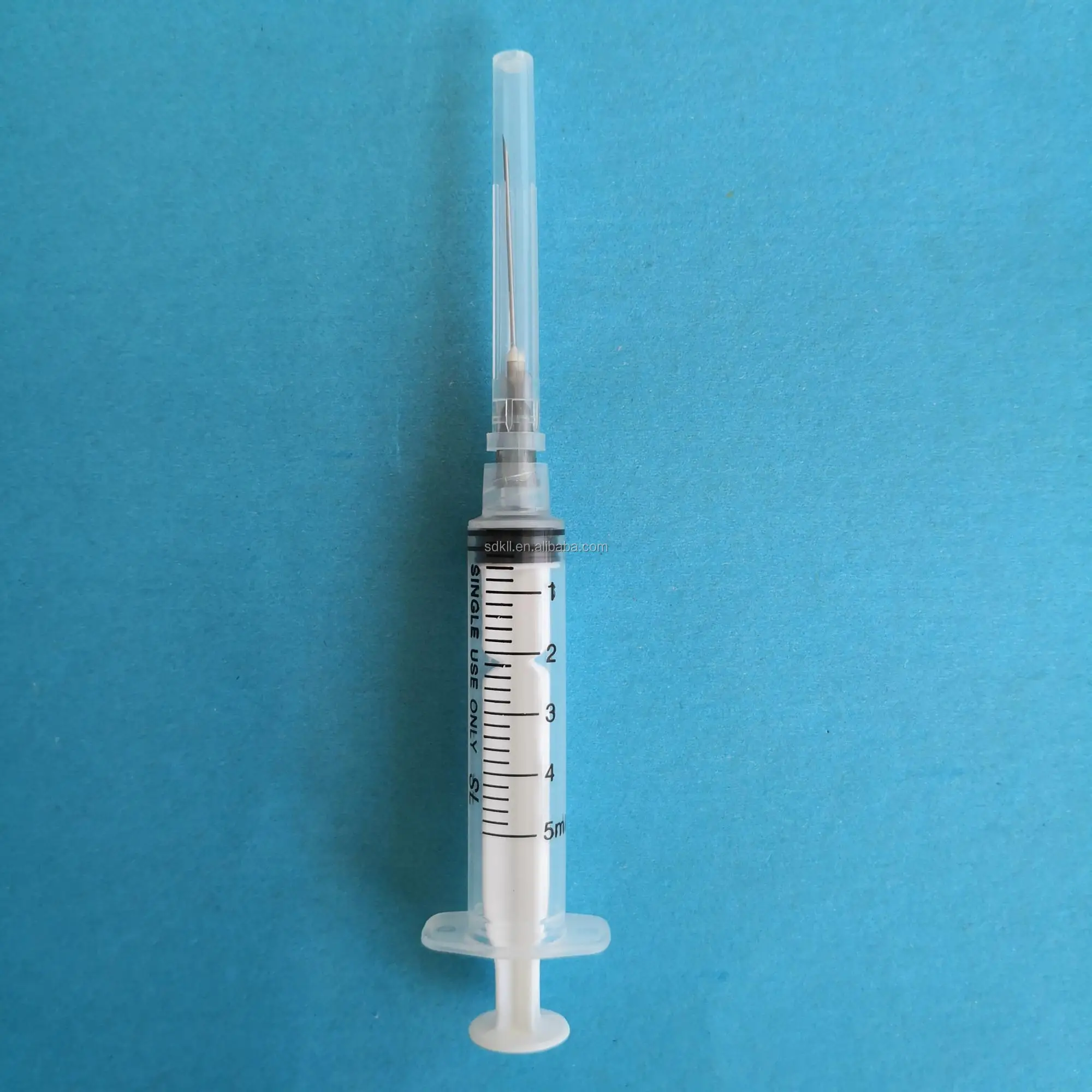 High quality disposable medical supplies safe retractable syringe price