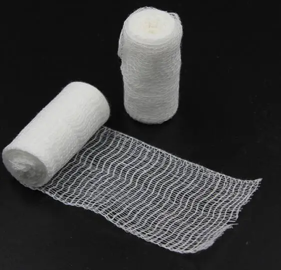 Woven edge non steril gauze bandage for boxing fighter (62173308160)