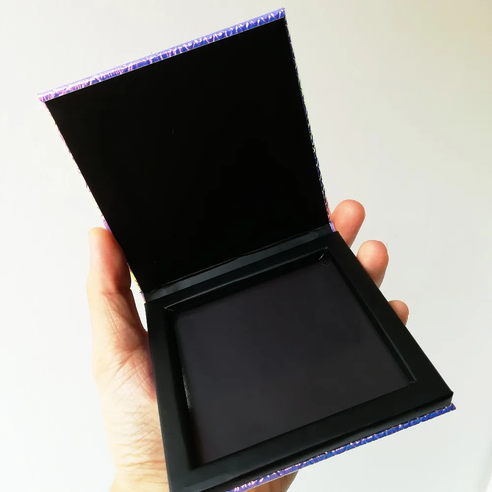 Hot Sell Custom Logo Empty Makeup Colorful Magnetic Palette