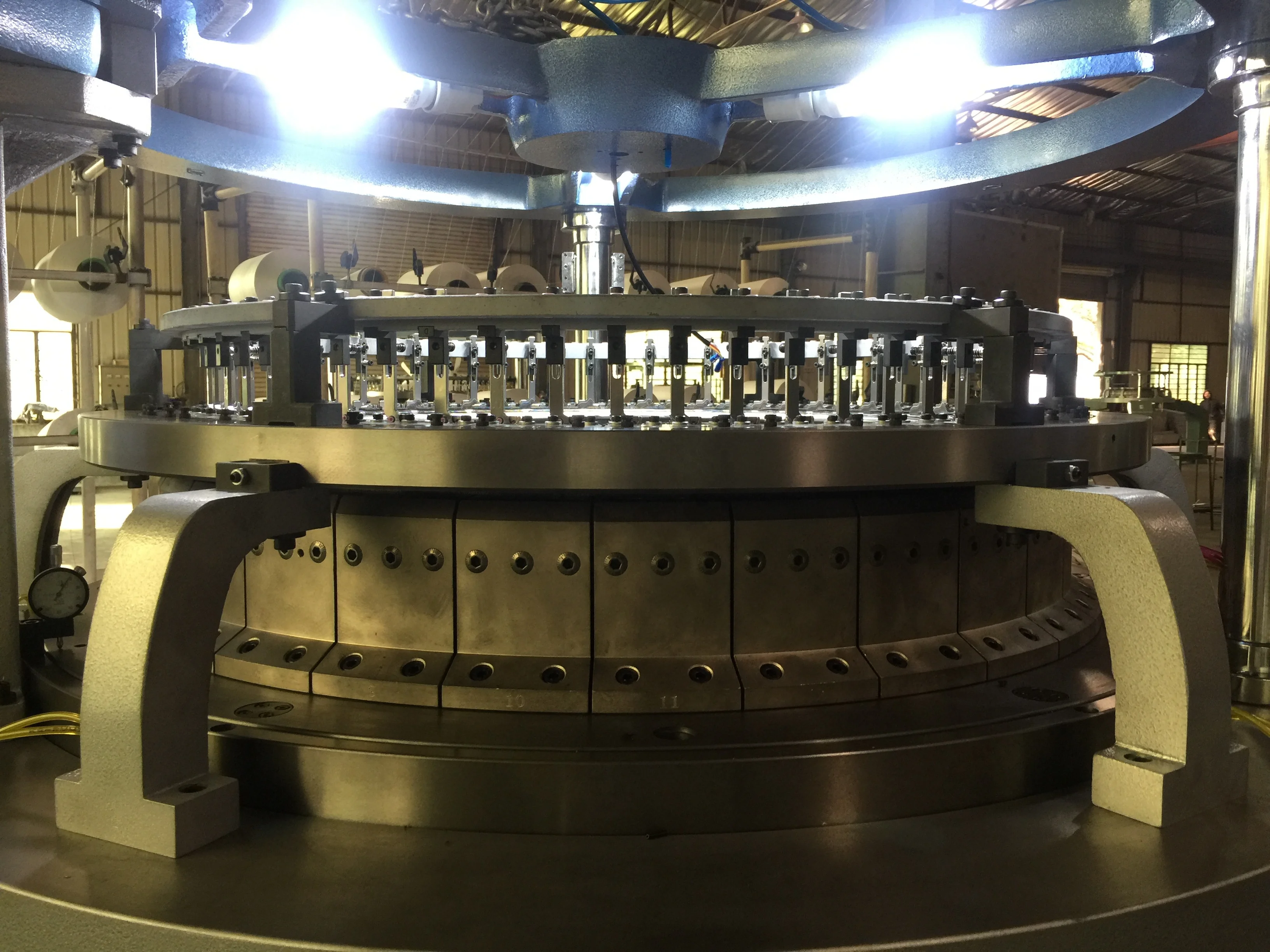 Круглая вязальная машина хорошего бренда производитель из Китая Taifan с одним махровым полотенцем