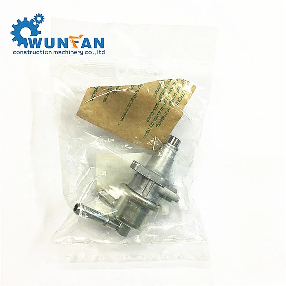 Genuine Kubota Excavator V2203 Engine 17121-52033 17121-52032 fuel pump