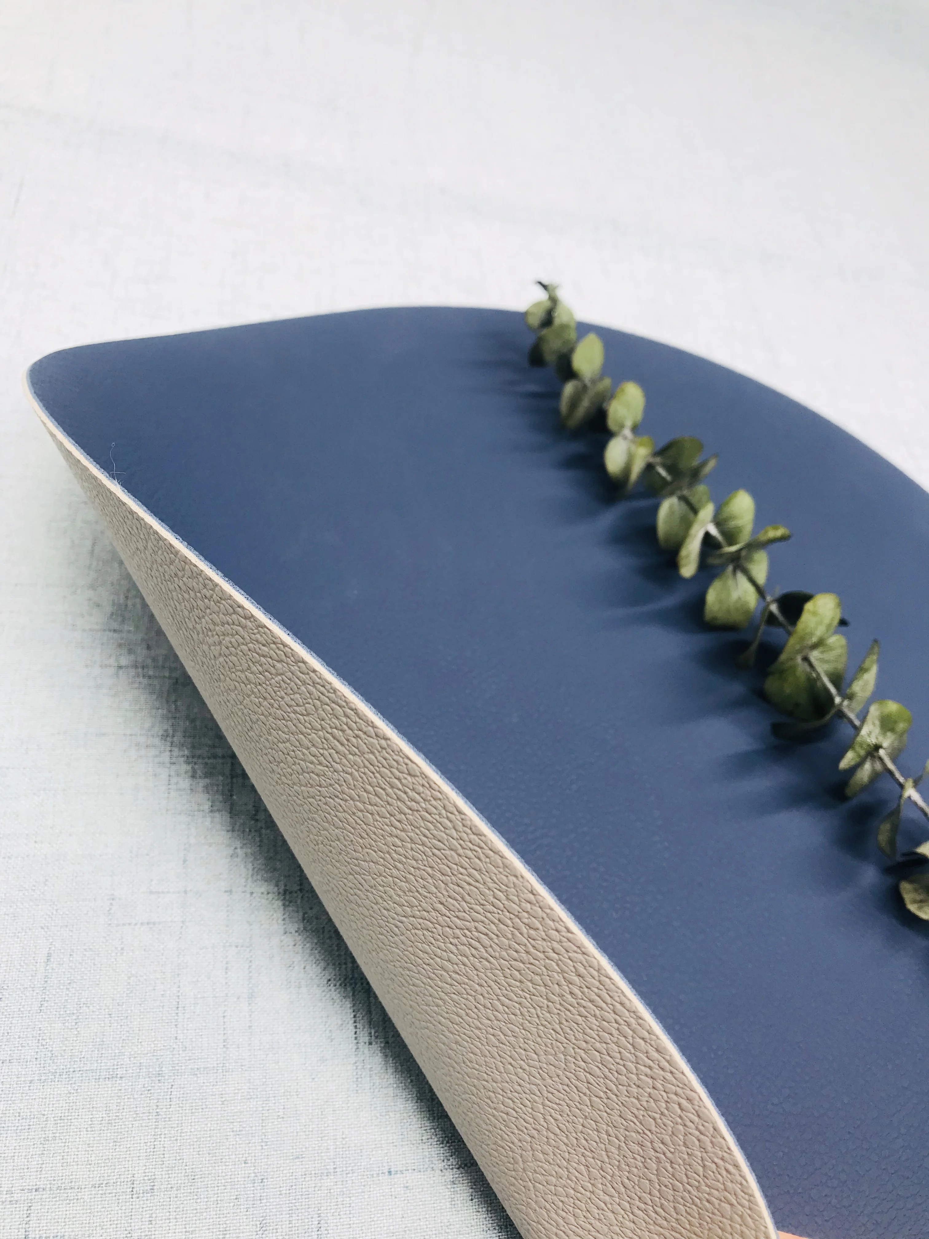 Tabletex hot sale environmentally doubt sides leather anti-slip PU round western placemat