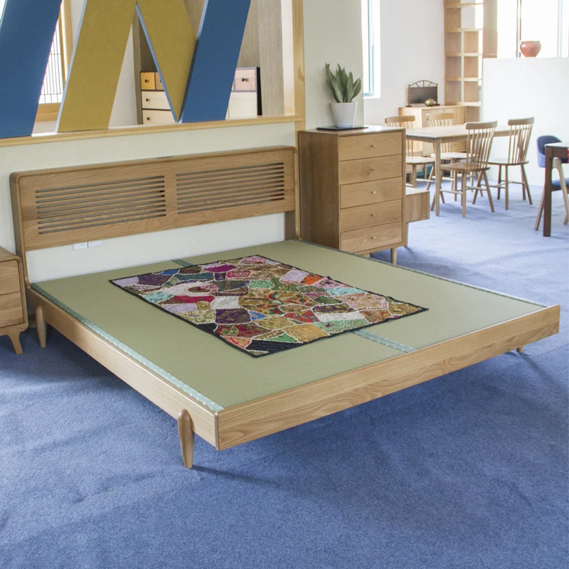 European style  white oak wooden bed