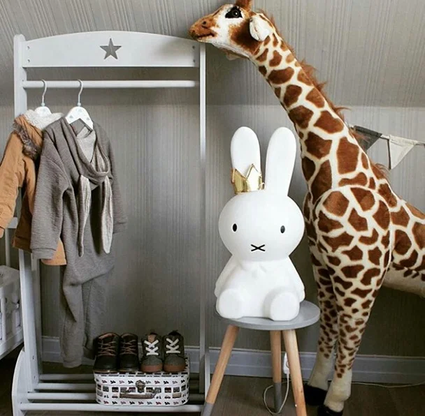 Paint Baby Bedroom Wooden Clothes Hanger Stand Kids Clothing Children Furniture Floor Display Hanger