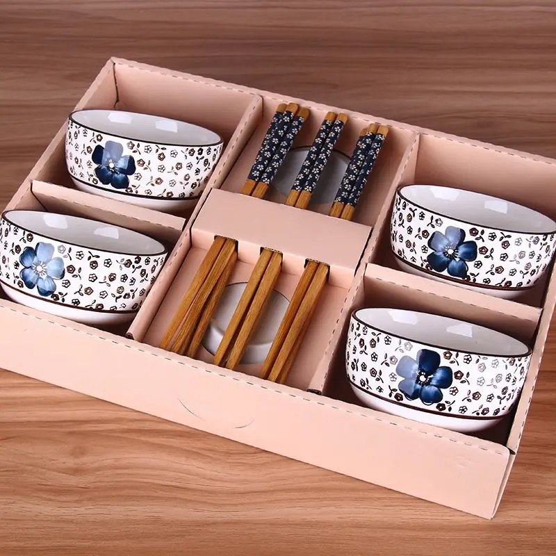 
Japanese Bowl Set includes 4 Bowls and 4 chopsticks in gift box. 