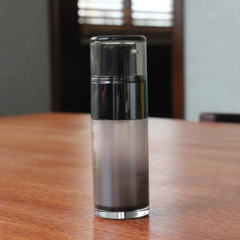 China Manufacturer Wholesale Special Price Korea Style 30ml Luxury Cosmetic Packaging Plastic Bottle