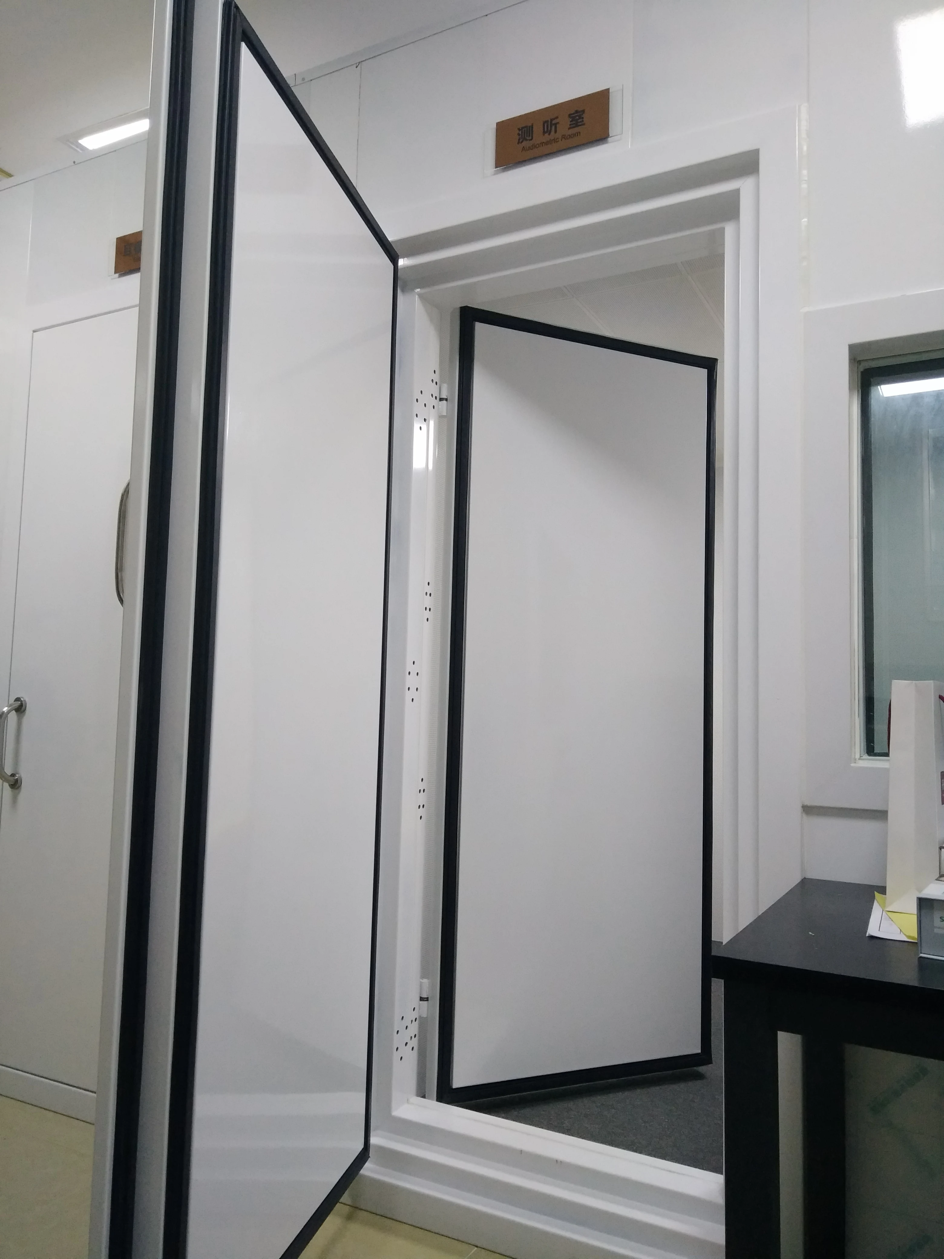 Double door Audiometric booth for hearing test