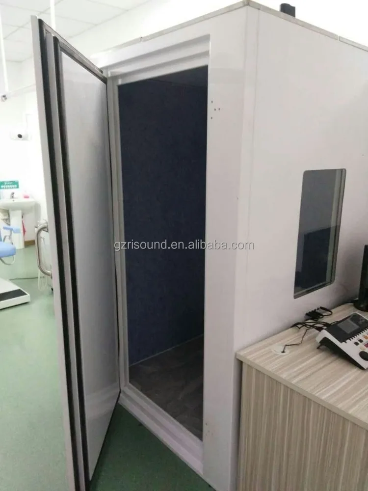 Acoustic booth for audiometry tests in clinic
