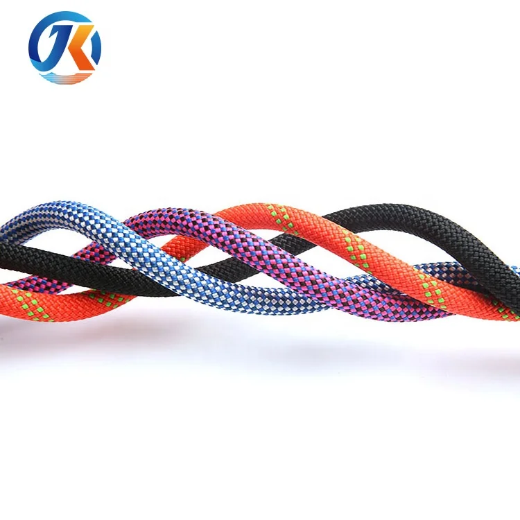 10.5 mm Nylon  Kernmantle  Safety Dynamic Climbing Rope for Rock Climbing and Tree Climbing