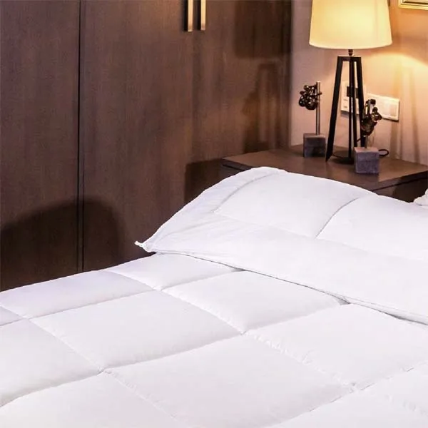 Single size comforter set wholesale baby quilts white fluffy comforter