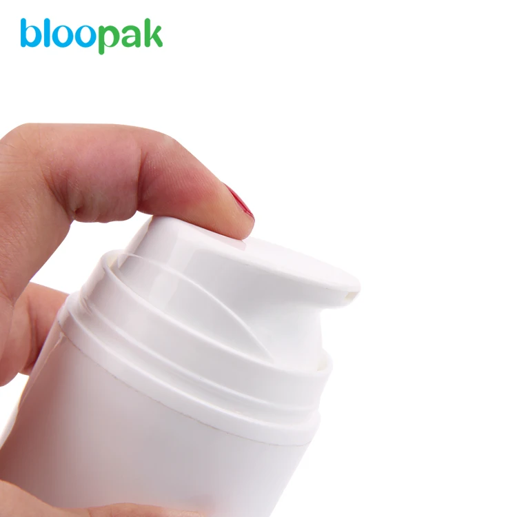 Белая Вакуумная бутылка из полипропилена для косметического очищающего средства 50 мл 100 150