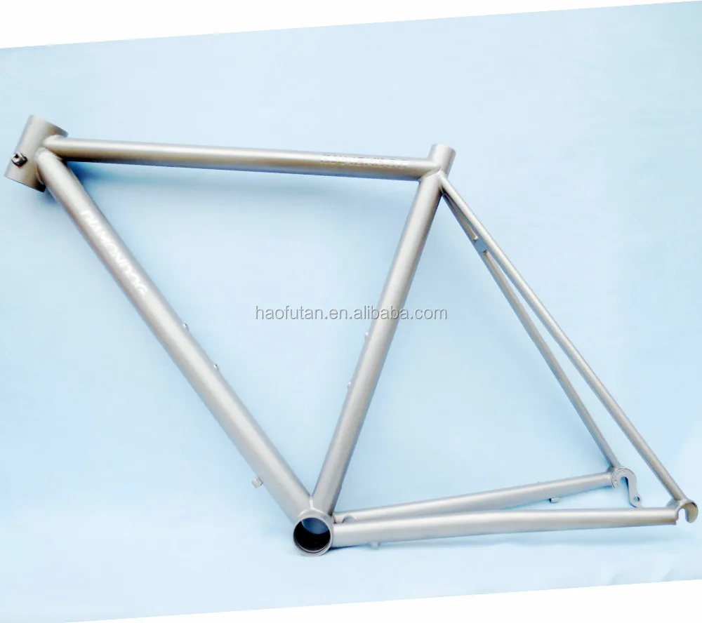 Hot and popular Titanium road bike frame 700C XT XTR 105 brake 22 speed with 53/39 or 52/36 crackset