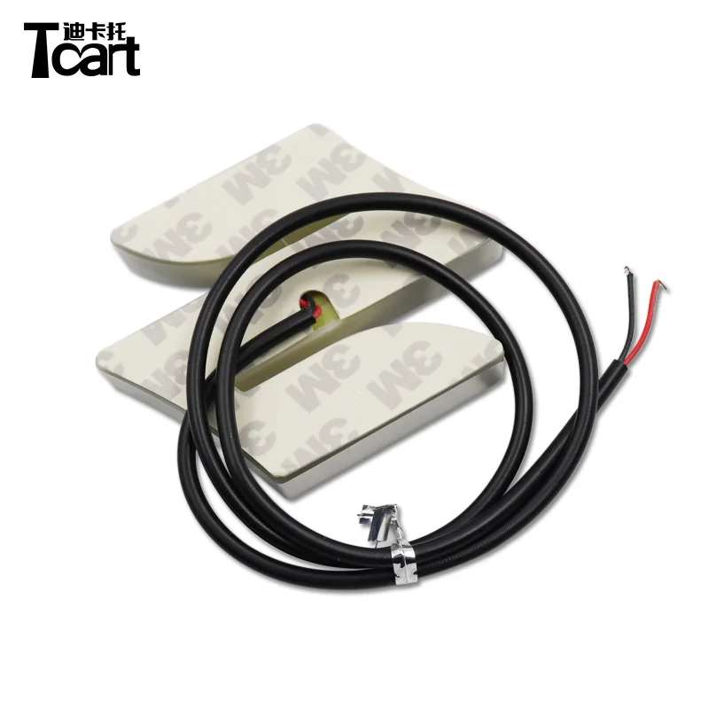 Tcart 4D Type White Blue Red Color 8.05cm*7.98cm Plastic Chrome Custom Car Emblem Badge Logo