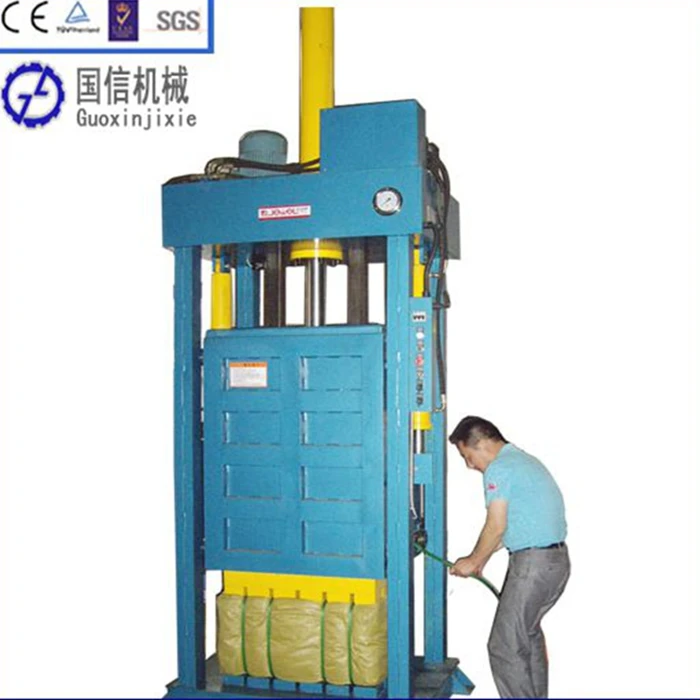 
Multi-functional hydraulic baler machine for car bumper PET bottles and used clothing 
