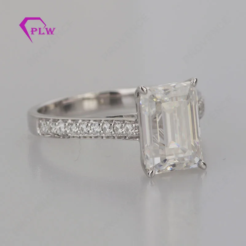 2019 Customized new emerald cut 14k white  gold ring  moissanite wedding engagement ring