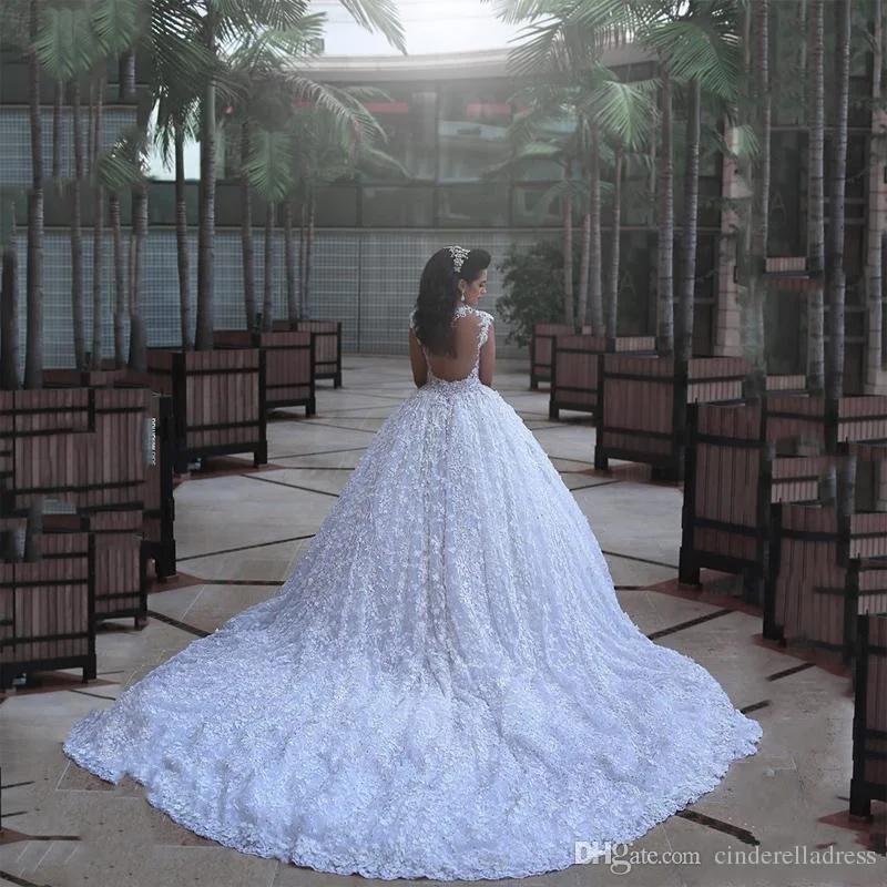 Vestido de Noiva Appliques Lace Beaded Muslim plus size cathedral train Ball Gown  sleeve white Bridal Wedding Dresses MWA285