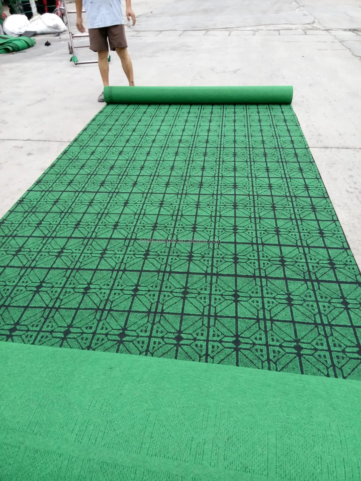 Customized double color jacquard needle punched non woven carpet