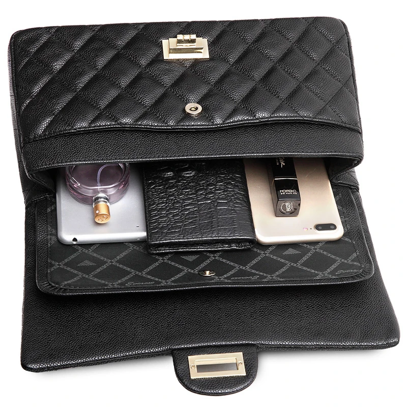 Женская сумка из ПУ кожи с черной цепочкой