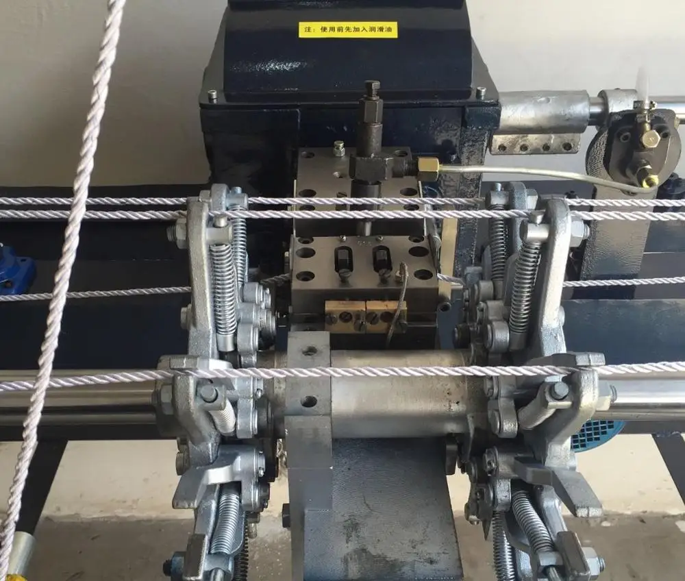 semi-automatic shoelace tipping machine