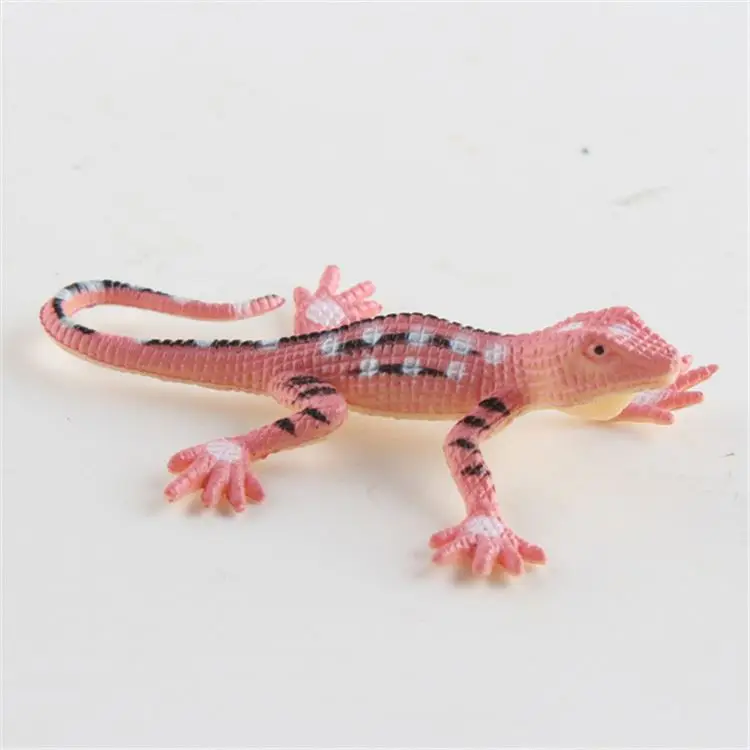 Factory Price Wholesale Exquisite PVC Animal Small Figurines Interesting Personalized Lizard Animal Toy
