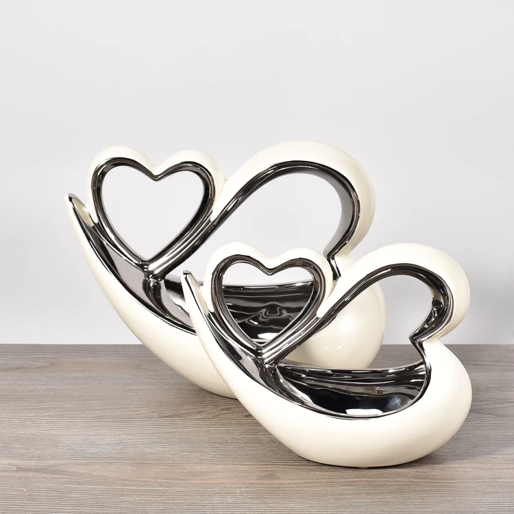 Fancy custom logo valentine gift heart shaped ceramic planters / handicraft wedding decoration flower pots