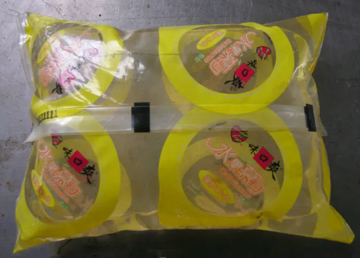 low cost automatic milk water pouch packing machine, sachet water liquid filling machine, pouch packaging mahine