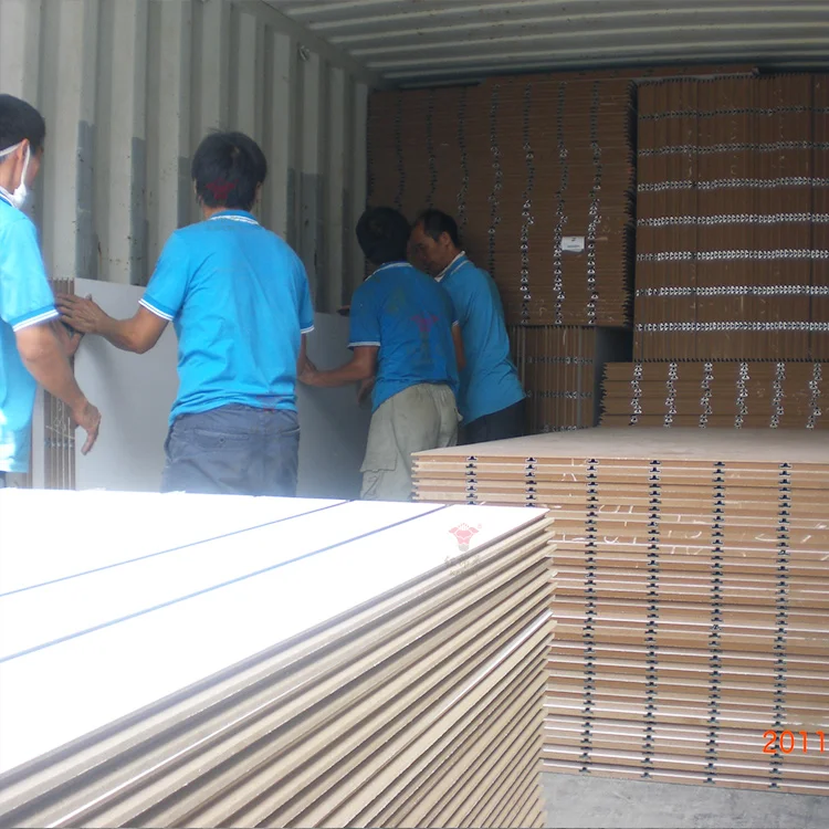 China 1220*2440*15mm melamine mdf slatwall with aluminium strip